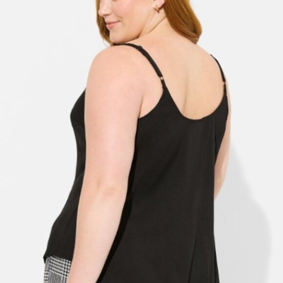 Torrid size 3 Ava Stretch Challis Black - Picture 2 of 6